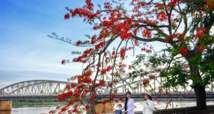 Cẩm nang du lịch Huế A - Z